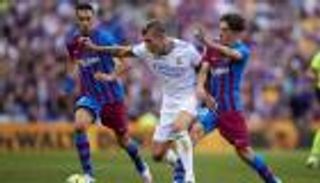 ما هي القنوات الناقلة لمباراة ريال مدريد وبرشلونة اليوم؟