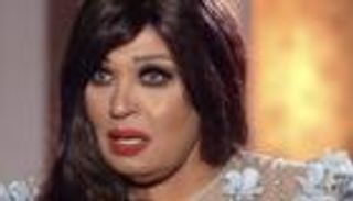 فيفي عبده: "أمي ربتنا بالكرباج.. ولجأت للإجهاض مضطرة" (فيديو)