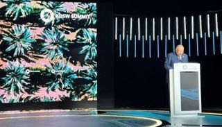 وزير الخارجية المصري سامح شكري خلال كلمته في أسبوع أبوظبي للاستدامة