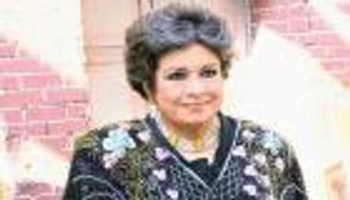 كريمة مختار "ماما نونا".. قصة مشهد أحزن المصريين في العيد (فيديو)