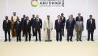 على هامش قمة طاقة المستقبل.. محمد بن زايد يلتقي عددا من قادة الدول