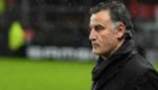 "1000 عذر".. مدرب باريس سان جيرمان يكشف سر السقوط الجديد