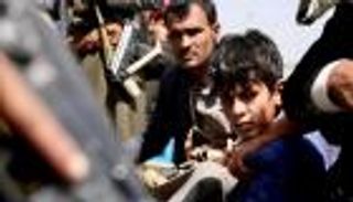 فشل كبير.. "تسرب مسلحين" يضع قيادات الحوثي تحت طائلة الاتهام