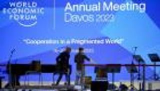 2023 عام الأزمات المتعددة.. "دافوس" ينشد خارطة نجاة "عالم ممزق"