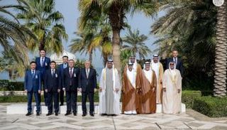 رئيس دول الإمارت ورئيس كازاخستان يحضران التوقيع