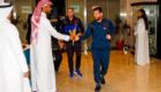 بين غمزة وذكرى مؤلمة.. ماذا قدم ليونيل ميسي في السعودية؟ (فيديو)