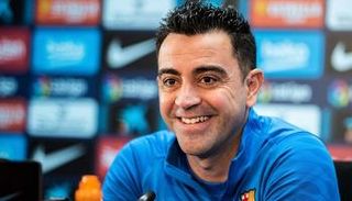 تشافي هيرنانديز مدرب برشلونة