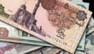 الروبل يواجه الدولار في أرض محايدة.. هل يخرج الجنيه المصري فائزا؟