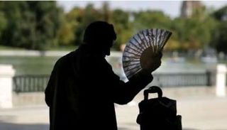 الخبراء يتوقعون موجة حر غير مسبوقة في 2023 (أرشيفية)