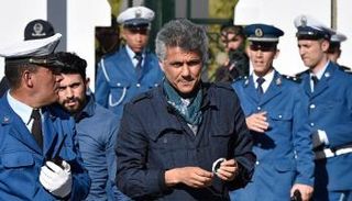 المعارض الجزائري رشيد نكاز