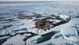 الحرارة الأعلى منذ 1000 عام "تذيب" أكبر جزيرة في العالم