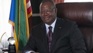 وزير خارجية الجابون الراحل موسى أدامو