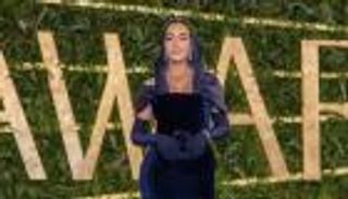 قبل مباراة كريستيانو رونالدو المنتظرة.. جورجينا مفاجأة حفل "Joy Awards" (فيديو)