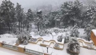 تساقط الثلوج في عين دراهم غربي تونس