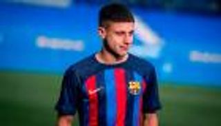 من هو لوكاس رومان؟ فارس أحلام برشلونة وخليفة ميسي