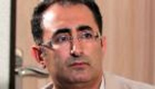 وفاة الموسيقار الإيراني "أبوالحسن مختاباد" إثر أزمة قلبية