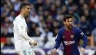 بتمريرة من برشلونة.. كيف لعب ميسي دورا في قرار رونالدو الجنوني؟