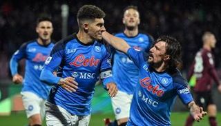 نابولي الإيطالي