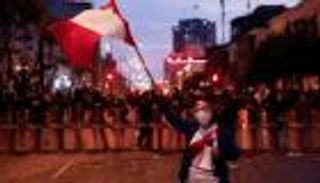 رئيسة البيرو تدعو إلى "هدنة وطنية".. هل يستجيب المتظاهرون؟