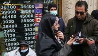 انهيار العملة الإيرانية