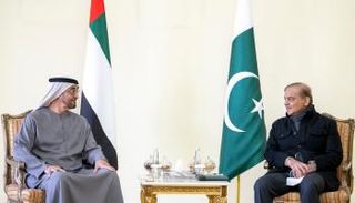 الشيخ محمد بن زايد آل نهيان ورئيس الوزراء الباكستاني