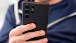 التضخم يصدم مبيعات الهواتف الذكية في 2022