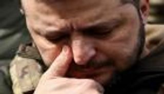 في عيد ميلاده.. زيلينسكي "ممثل كوميدي" فقد ضحكته