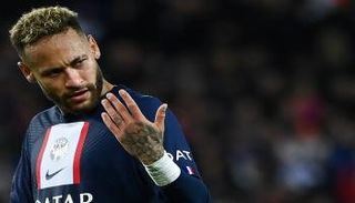 نيمار دا سيلفا لاعب باريس سان جيرمان