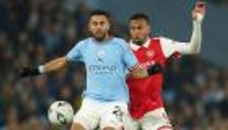 رياض محرز يفجر أزمة بعد مباراة أرسنال.. ماذا حدث؟