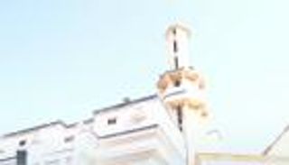 أئمة ومؤذنون يؤجرون مرافق المساجد بالسعودية بأكثر من نصف مليون ريال