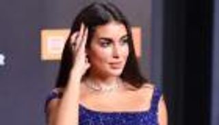 "عيد الميلاد رقم 5".. ياسمين صبري تظهر بإطلالة أنيقة