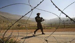 جندي إسرائيلي على الحدود السورية