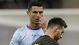 من كأس العالم.. كيف مهد ميسي طريق رونالدو إلى الدوري السعودي؟