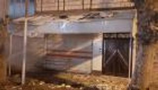 تدمير منازل في زلزال ضرب منطقة حدودية بين تركيا وإيران (صور)