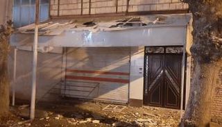 جانب من آثار الزلزال