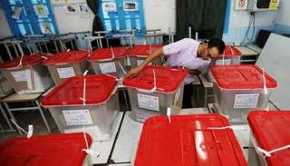 11.03 % نسبة المشاركة بانتخابات تونس