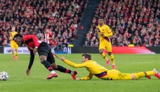 إينياكي ويليامز ضد برشلونة