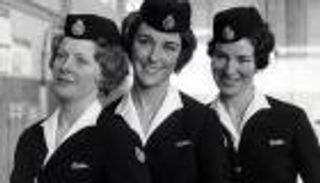 لقطات نادرة للزي الرسمي للخطوط البريطانية.. ظهور رسمي لـ"الحجاب" (صور)