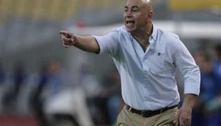 حسام حسن مدرب الزمالك السابق