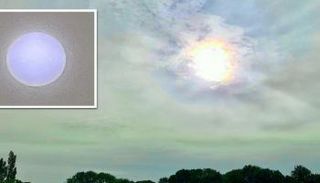 ظاهرة الشمس الزرقاء- ذا صن