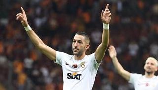 حكيم زياش لاعب غالطة سراي