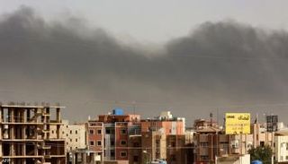 دخان يتصاعد شمال الخرطوم- أرشيفية