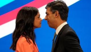 سوناك وزوجته