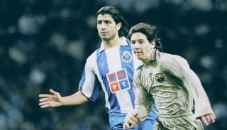 ليونيل ميسي ضد بورتو في 2003