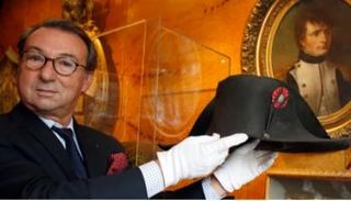 قبعة نابليون -أرشيفية