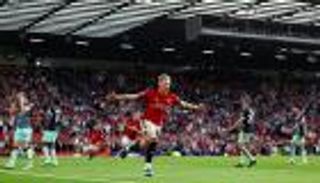 ماكتوميناي بطل ليلة إنقاذ مان يونايتد.. وانتفاضة تشيلسي تتواصل