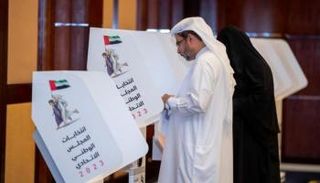 جانب من عملية التصويت المبكر - وام