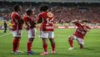 قطار الأهلي يعبر الإسماعيلي بثلاثية سهلة في الدوري المصري 