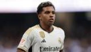 نحس متواصل.. رودريغو يواجه خطر الرحيل عن ريال مدريد