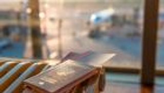 بصمتك الكربونية تتحكم في رحلاتك الجوية.. كيف؟